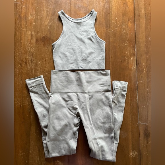 Set active set - Picture 1 of 6